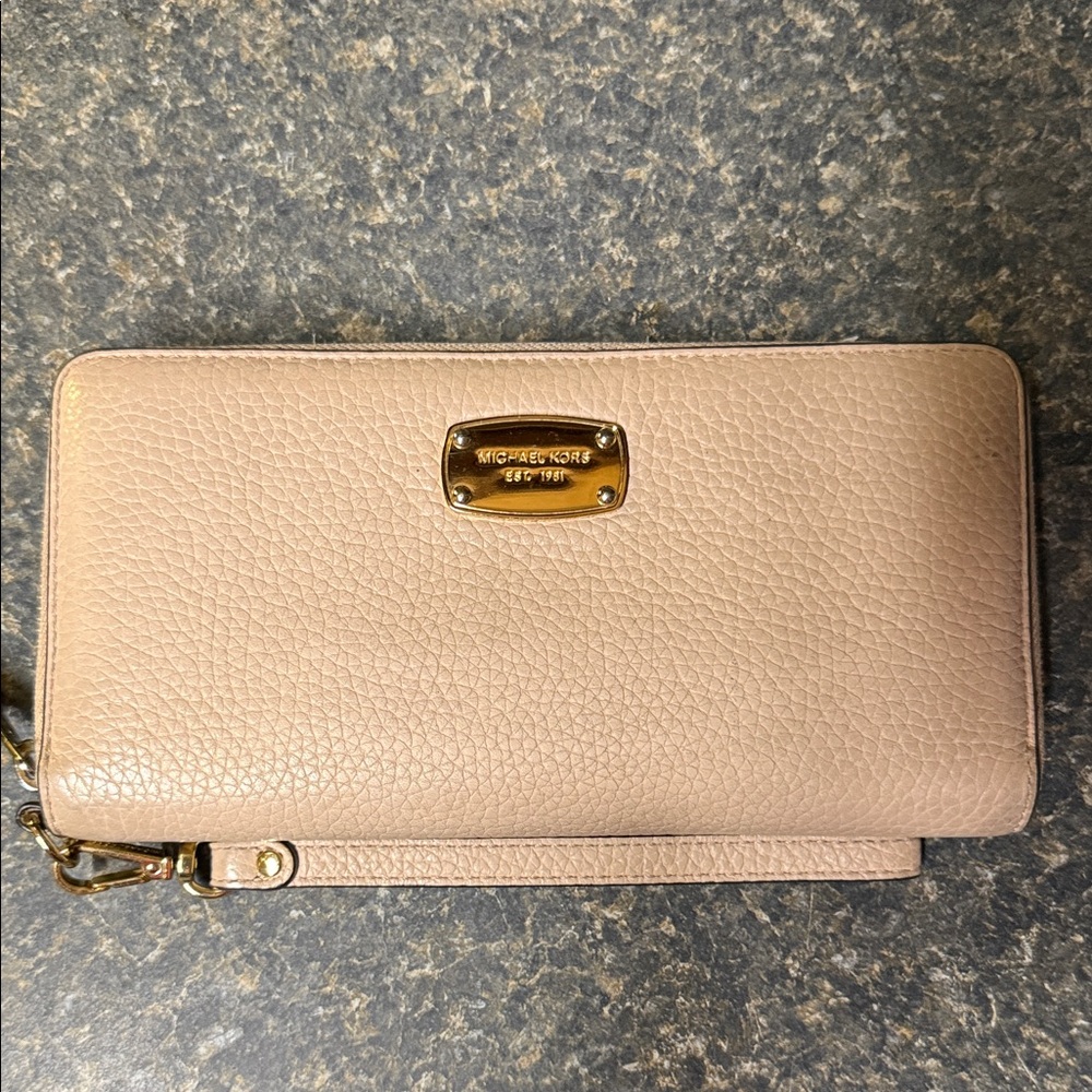 Michael Kors Pebbled Leather Wallet in Taupe